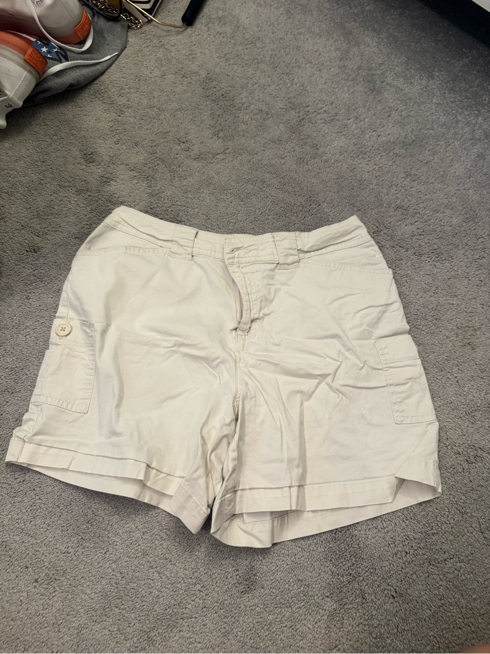 St. John’s Bay Light Khaki Cargo Shorts